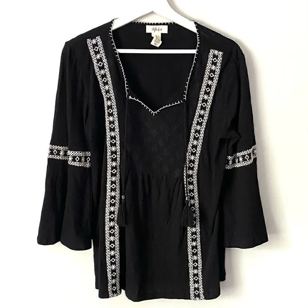 Style & Co boho bell sleeve tassel black small